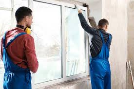 Glass technician